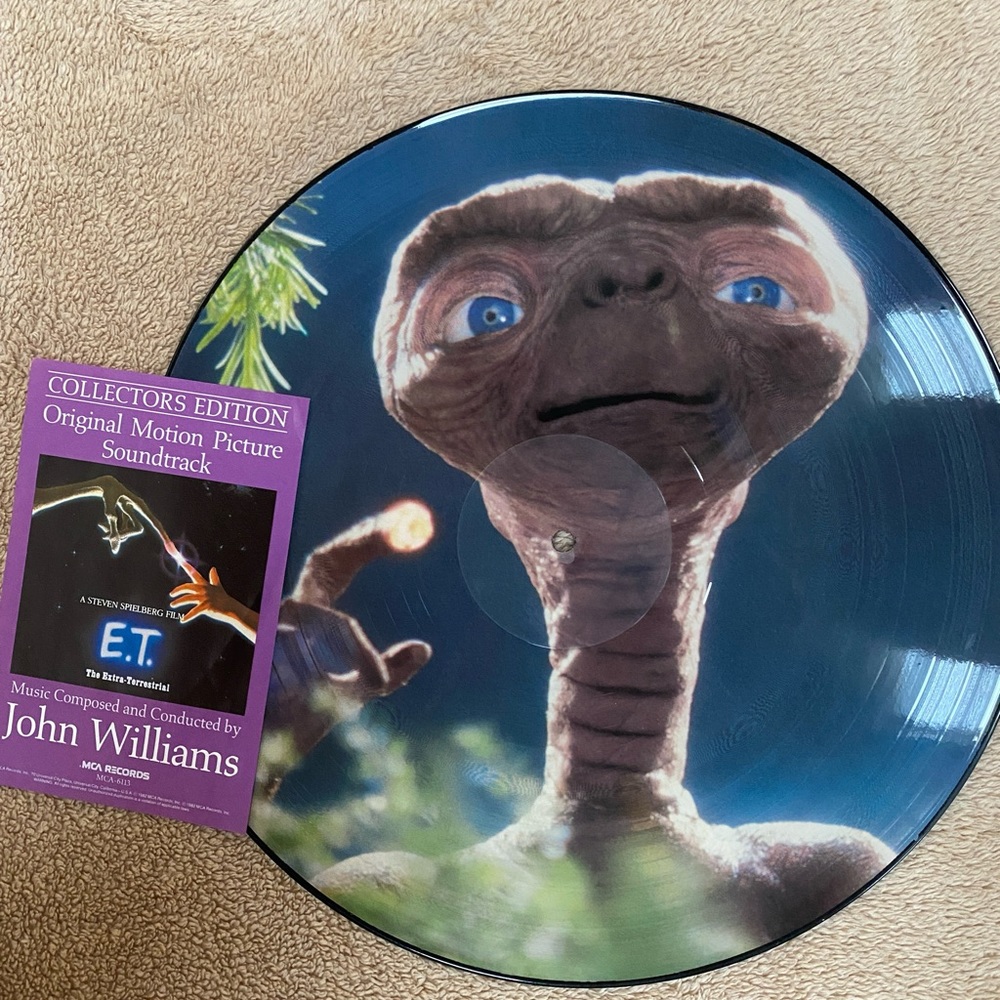 E.T. Collectors Edition Vinyl Album 1982 Etched by MCA Records
